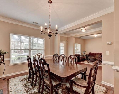 4228 Woods Creek Lane - Photo Thumbnail 14