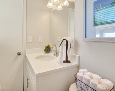 160 Booth Road Sw - Photo Thumbnail 15