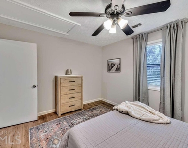210 Booth Road Sw - Photo Thumbnail 16