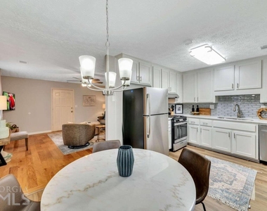 210 Booth Road Sw - Photo Thumbnail 6
