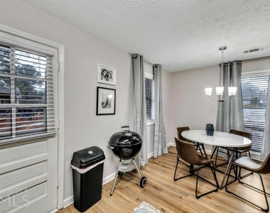 210 Booth Road Sw - Photo Thumbnail 12