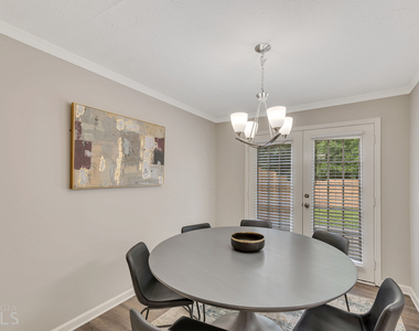 2304 Salt Springs Place - Photo Thumbnail 6
