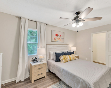 2304 Salt Springs Place - Photo Thumbnail 20
