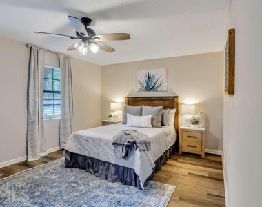 2301 Salt Springs Place - Photo Thumbnail 15