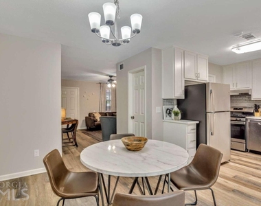 2301 Salt Springs Place - Photo Thumbnail 3