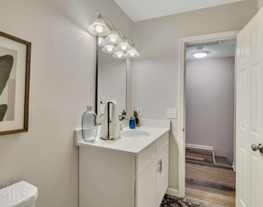 2301 Salt Springs Place - Photo Thumbnail 20