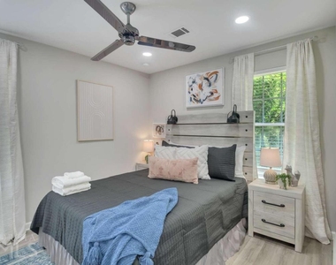 1748 Spring Road - Photo Thumbnail 9