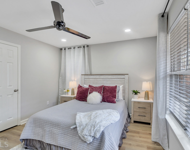 1734 Spring Road - Photo Thumbnail 12