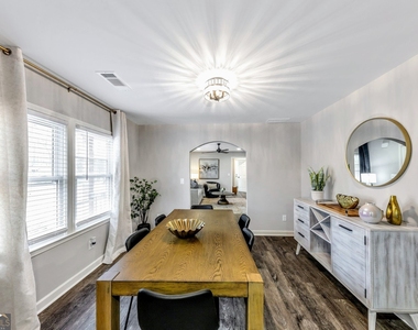 6230 Love Street - Photo Thumbnail 5