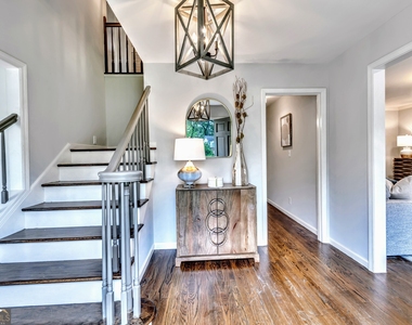 2589 Bentbrook Court - Photo Thumbnail 3