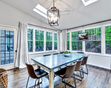 2589 Bentbrook Court - Photo Thumbnail 16