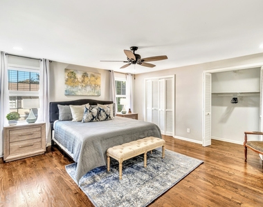 2532 Lakebrook Court - Photo Thumbnail 22