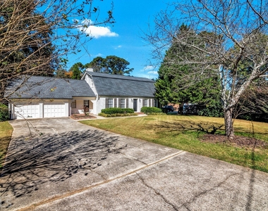 2532 Lakebrook Court - Photo Thumbnail 26