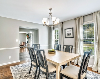 2532 Lakebrook Court - Photo Thumbnail 5