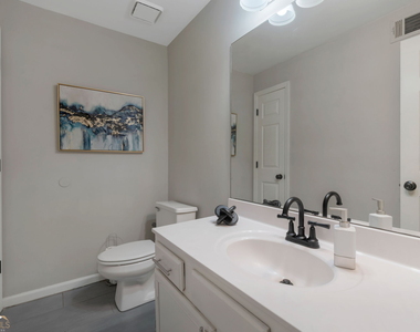 10640 Victory Gate Drive - Photo Thumbnail 16
