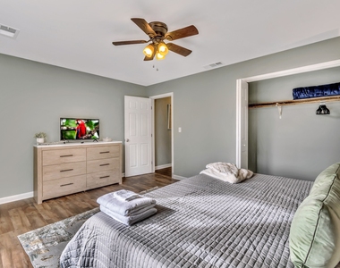 367 Autumn Lane Se - Photo Thumbnail 25