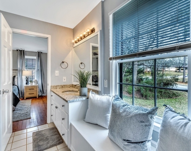 367 Autumn Lane Se - Photo Thumbnail 19