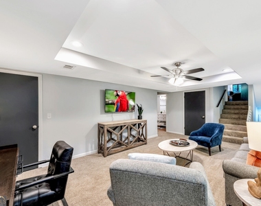 3870 Northpoint Drive - Photo Thumbnail 19