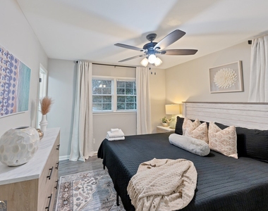 2984 Blackberry Lane - Photo Thumbnail 18