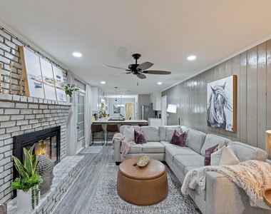 2984 Blackberry Lane - Photo Thumbnail 8