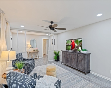 2984 Blackberry Lane - Photo Thumbnail 12