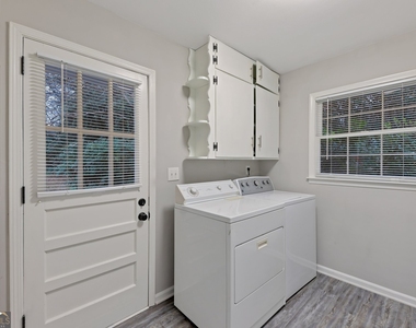 2984 Blackberry Lane - Photo Thumbnail 3