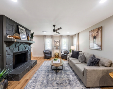 527 Charing Cross Drive - Photo Thumbnail 1