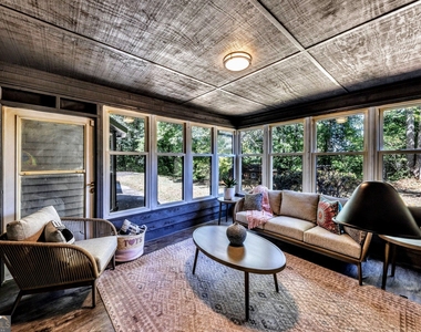 527 Charing Cross Drive - Photo Thumbnail 28