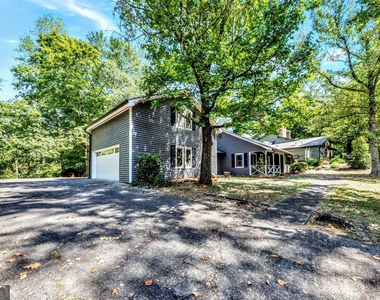 527 Charing Cross Drive - Photo Thumbnail 19