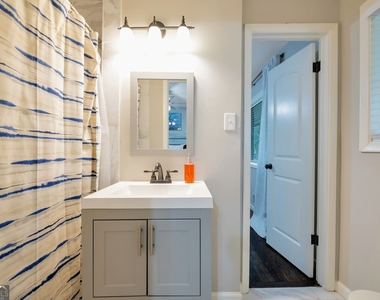 83 Kathryn Drive - Photo Thumbnail 14