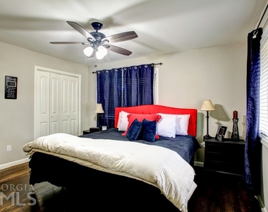 83 Kathryn Drive - Photo Thumbnail 6