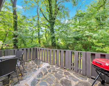 83 Kathryn Drive - Photo Thumbnail 22