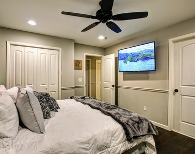83 Kathryn Drive - Photo Thumbnail 7
