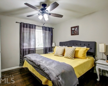83 Kathryn Drive - Photo Thumbnail 3
