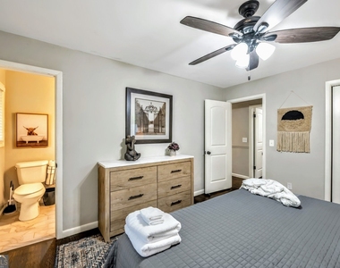 83 Kathryn Drive - Photo Thumbnail 16