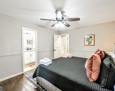 83 Kathryn Drive - Photo Thumbnail 21