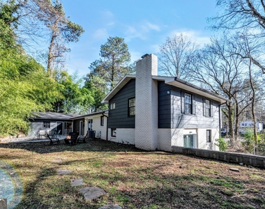 444 Smyrna Powder Springs Road Sw - Photo Thumbnail 22