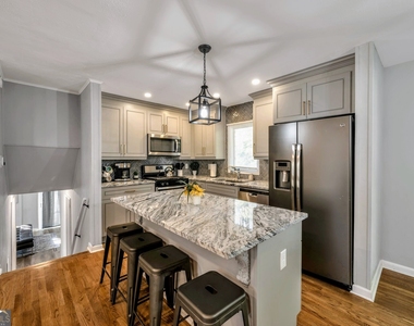 444 Smyrna Powder Springs Road Sw - Photo Thumbnail 4