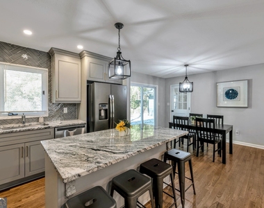 444 Smyrna Powder Springs Road Sw - Photo Thumbnail 5
