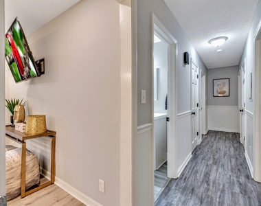 4428 John Drive - Photo Thumbnail 13