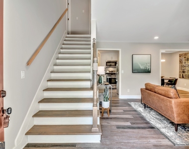 2145 Lindley Lane Nw - Photo Thumbnail 7