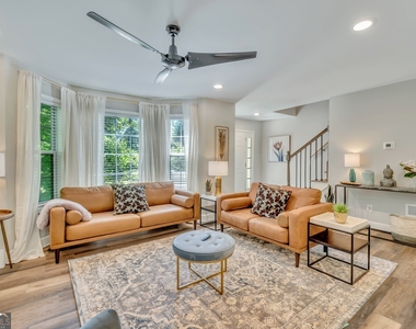 2145 Lindley Lane Nw - Photo Thumbnail 2