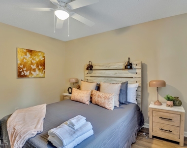 2025 Winsburg Drive Nw - Photo Thumbnail 16