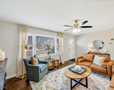 654 Joel Drive - Photo Thumbnail 3