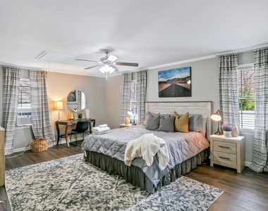 65 Juliana Drive - Photo Thumbnail 7