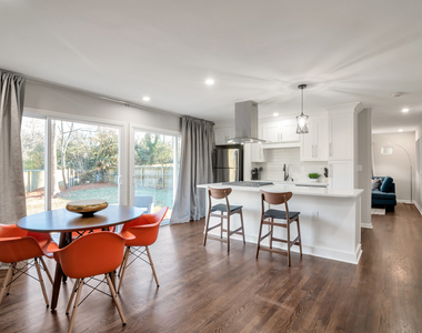 3313 Campbell Road Se - Photo Thumbnail 5