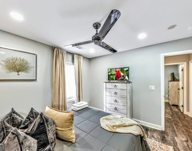 6230 Love Street - Photo Thumbnail 22