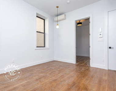 1337 Gates Avenue - Photo Thumbnail 7