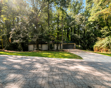 85 Wilhelmina Drive - Photo Thumbnail 4