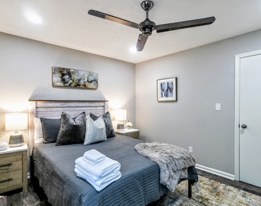 85 Wilhelmina Drive - Photo Thumbnail 20